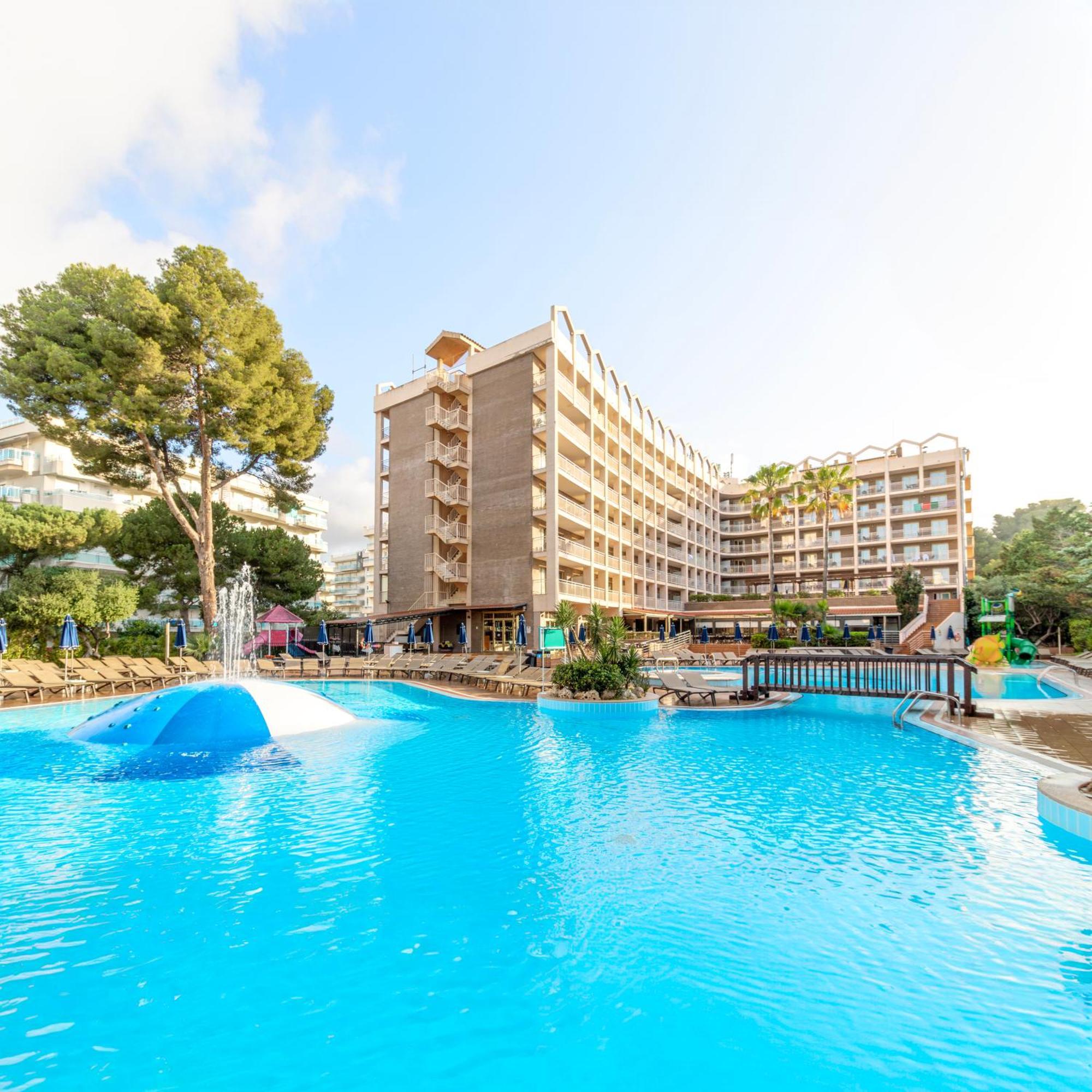 Golden Avenida Family Suites 4* Salou Kültér fotó