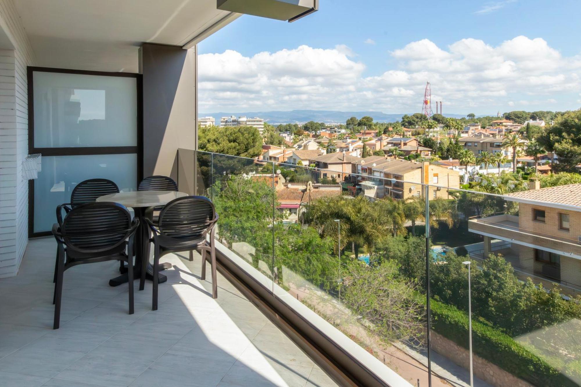 Golden Avenida Family Suites 4* Salou Kültér fotó