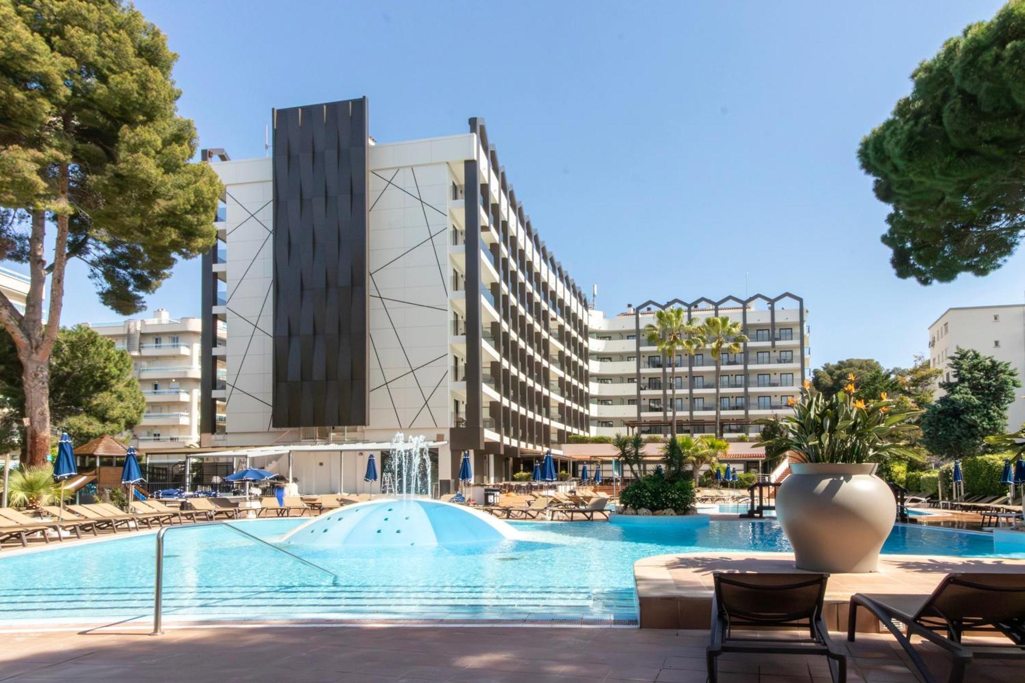 Golden Avenida Family Suites 4* Salou Kültér fotó