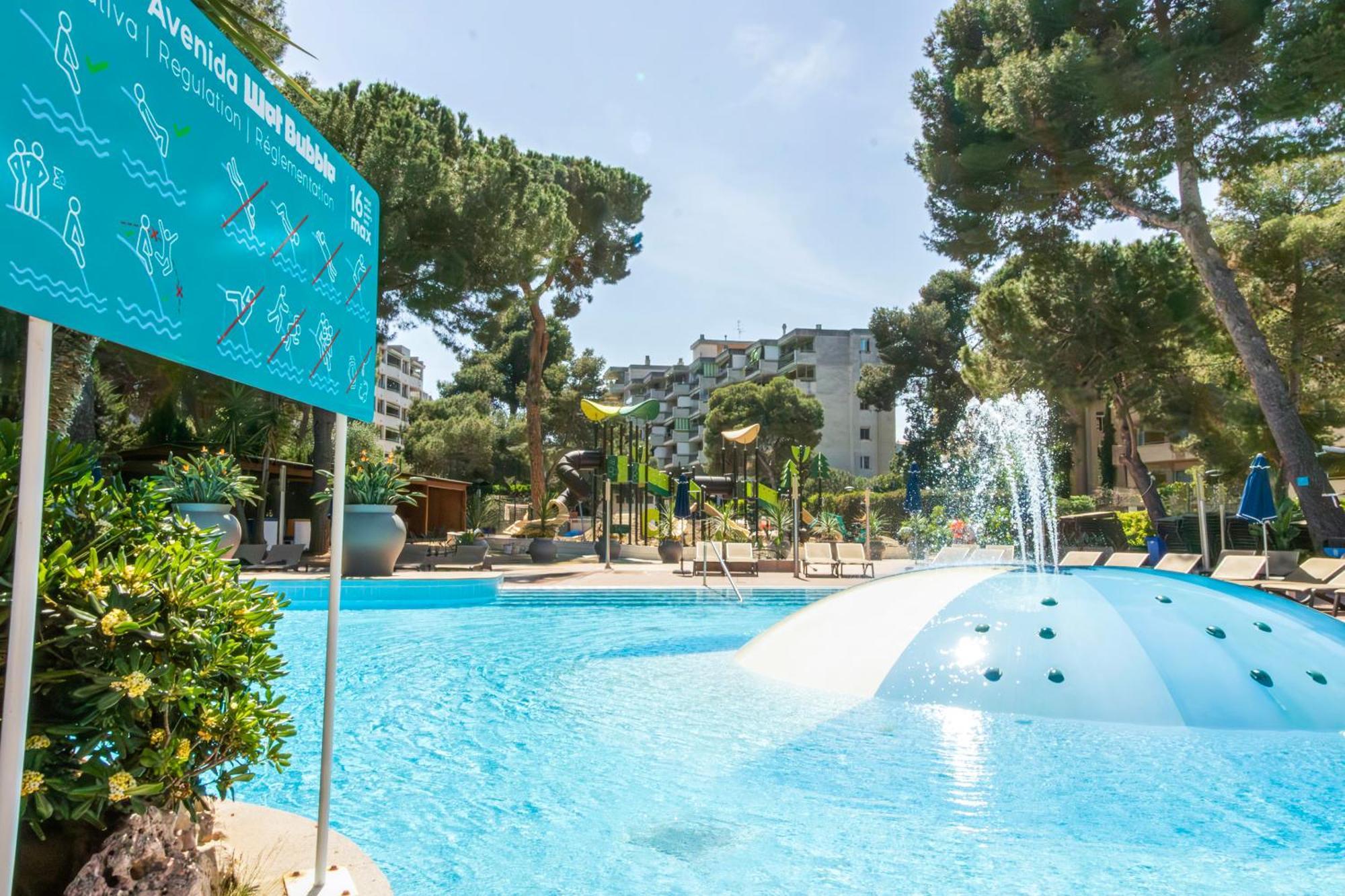 Golden Avenida Family Suites 4* Salou Kültér fotó