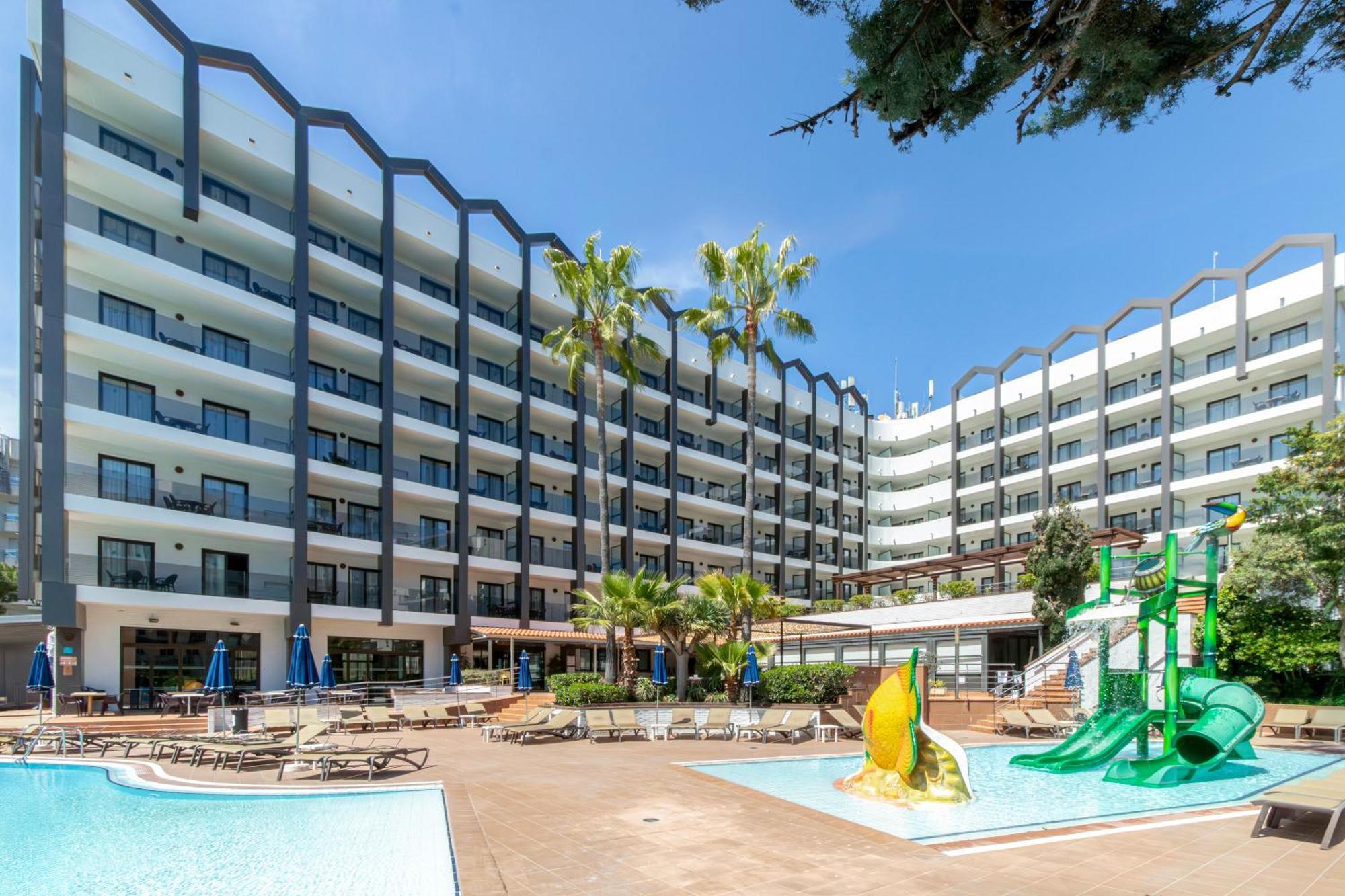 Golden Avenida Family Suites 4* Salou Kültér fotó